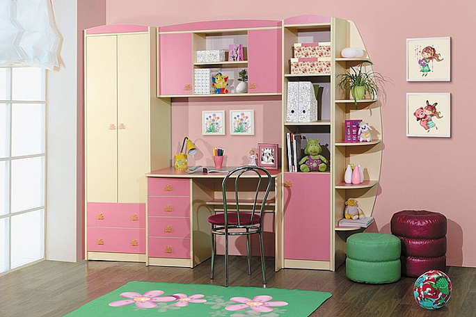 Розовая детская комната мебель